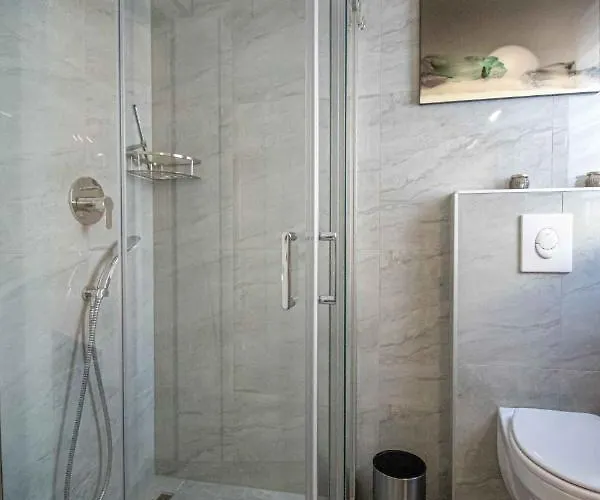 Luxury With Swimming Pool Ana Appartement *